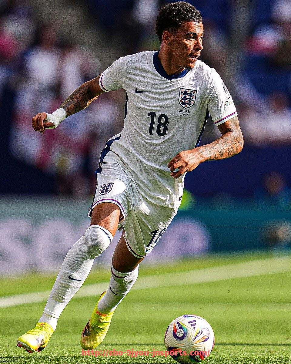 J9九游会登录入口-世俱杯比赛技术犯规解析与裁判处理机制探讨